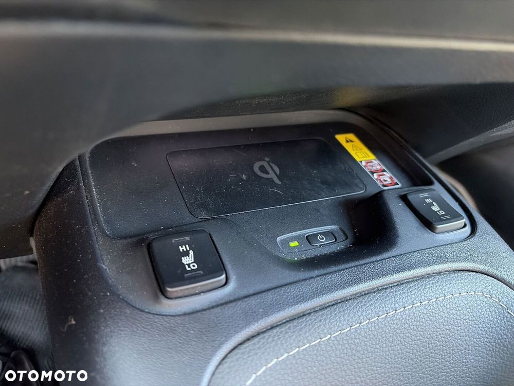 Toyota Corolla - 24
