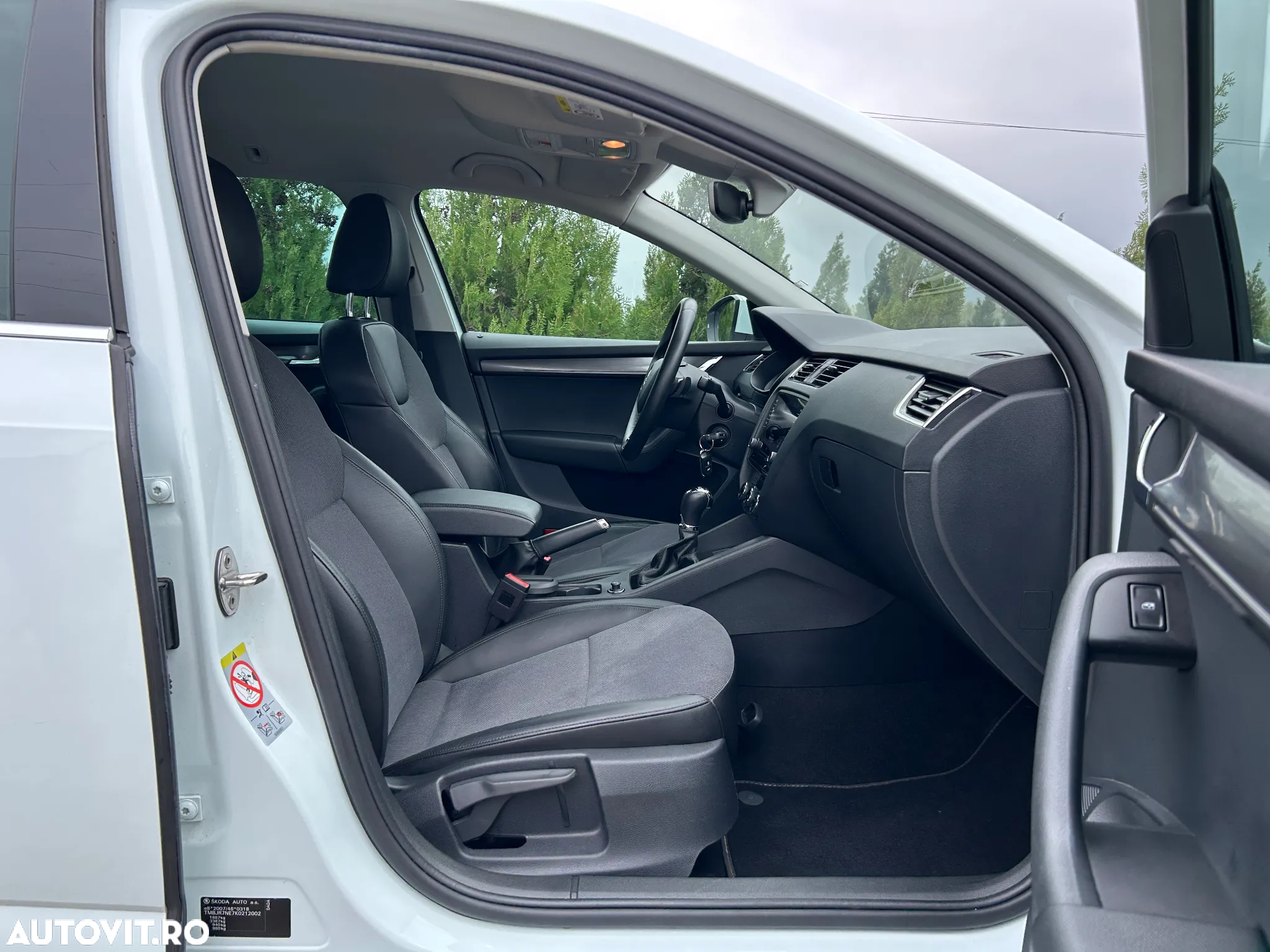 Skoda Octavia Combi 1.5 TSI ACT DSG Style - 13