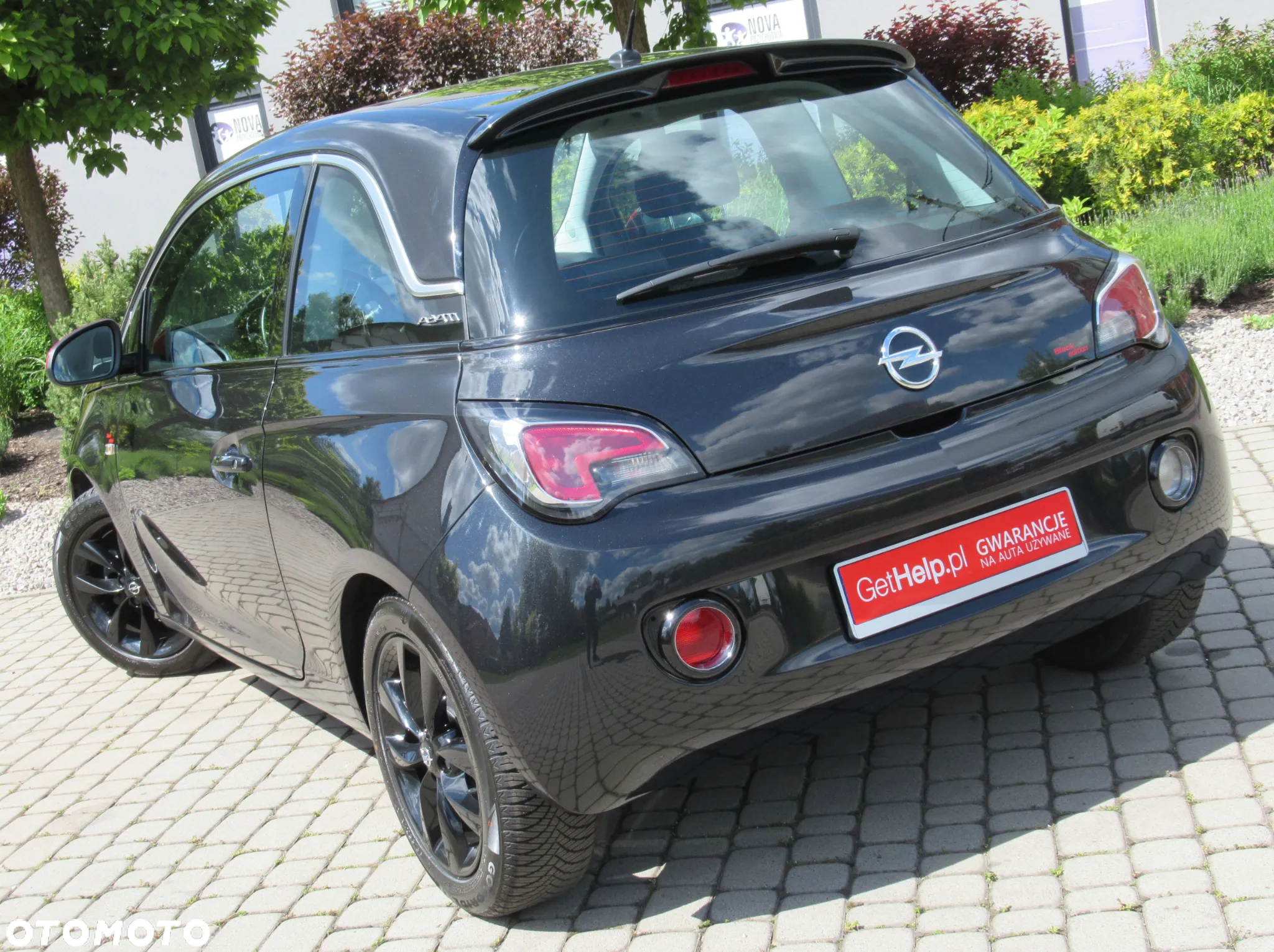 Opel Adam 1.2 Black Jack S&S - 6