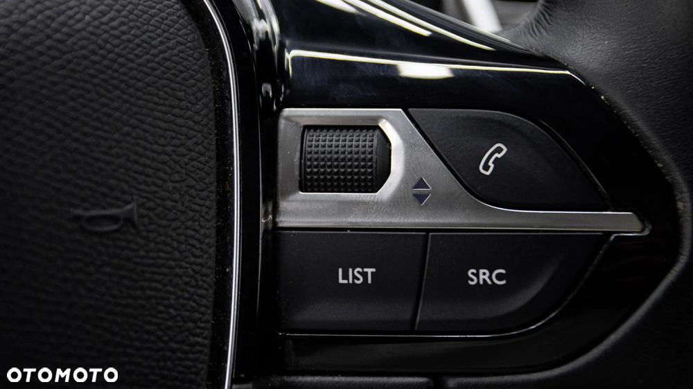 Peugeot 5008 2.0 BlueHDI Crossway S&S EAT8 - 26