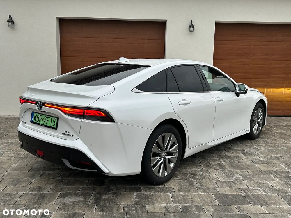 Toyota Mirai Luxury - 7