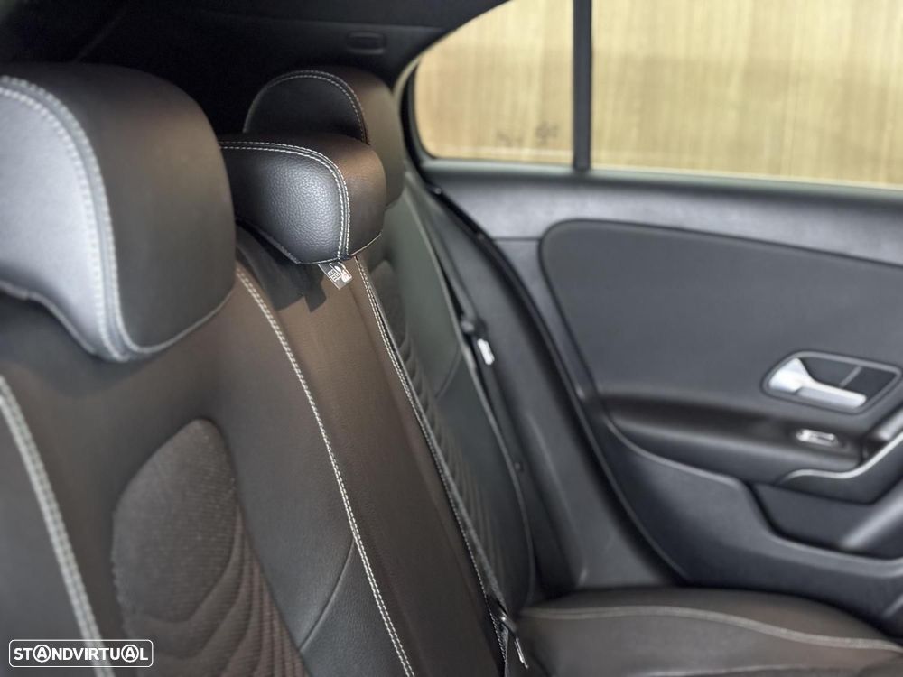 Mercedes-Benz A 250 e Style Plus - 11