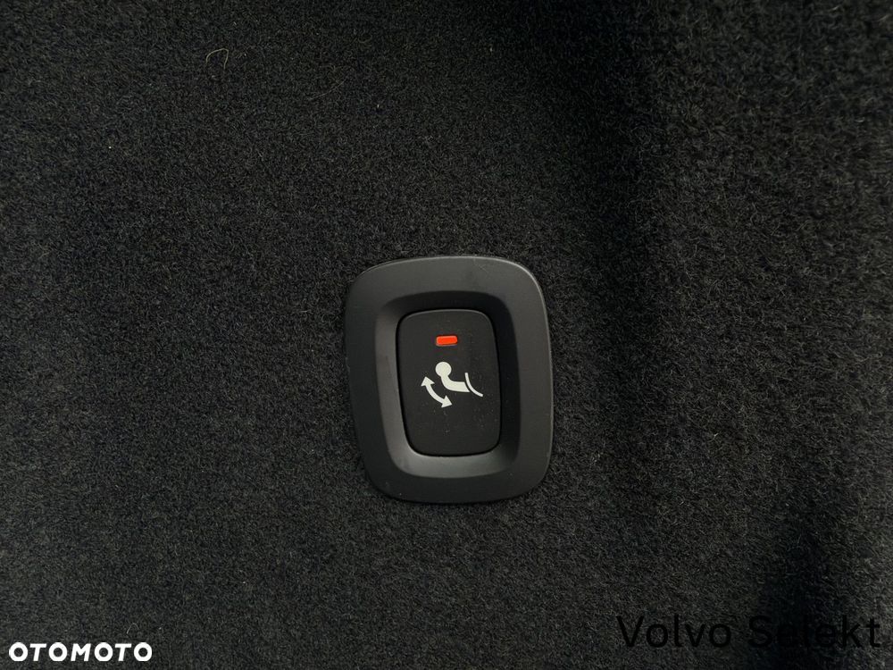 Volvo XC 60 - 30