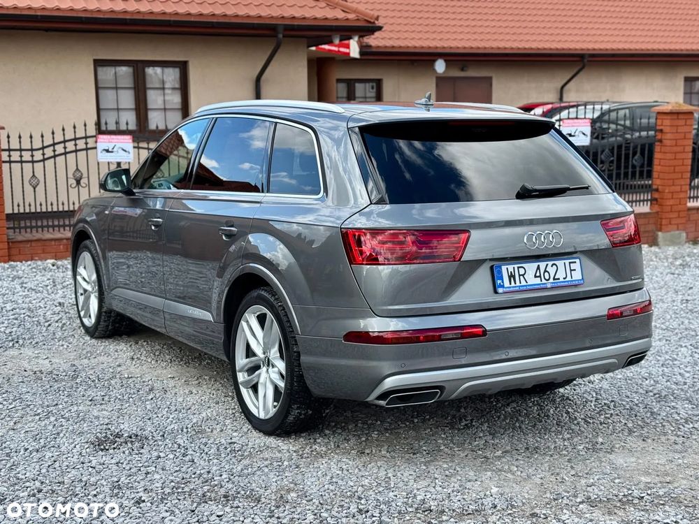 Audi Q7 - 8