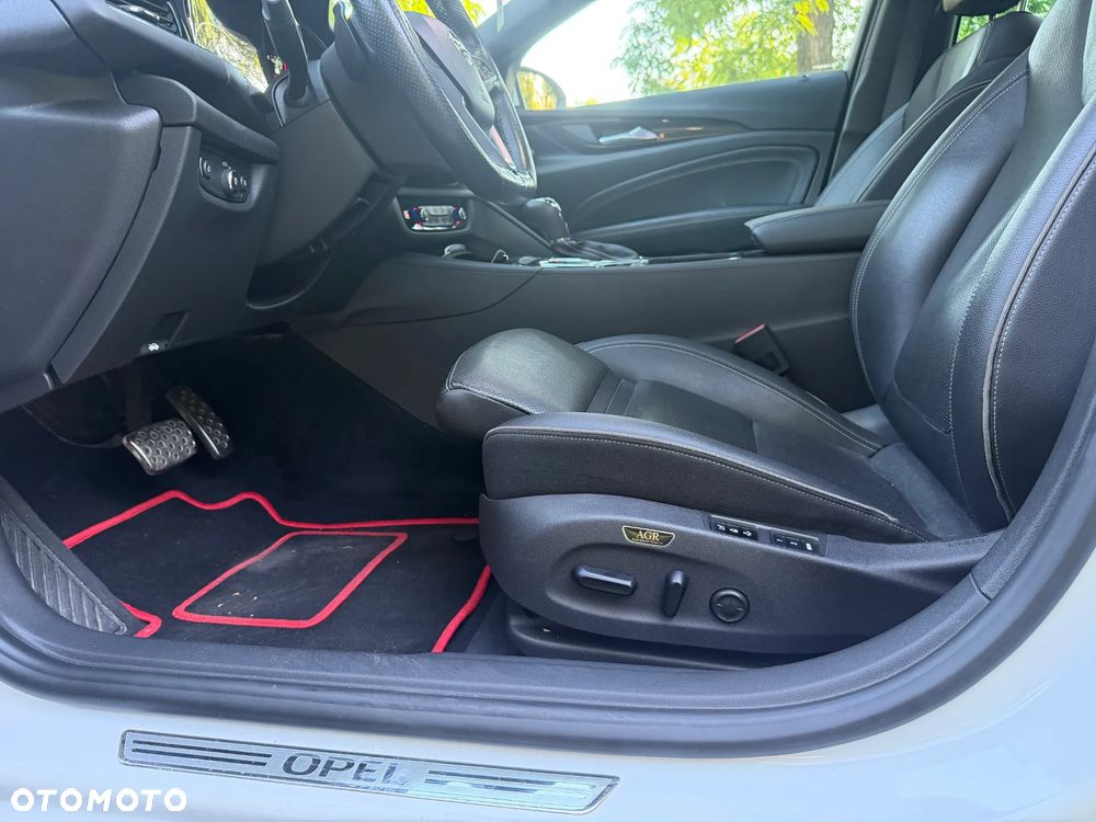 Opel Insignia - 8