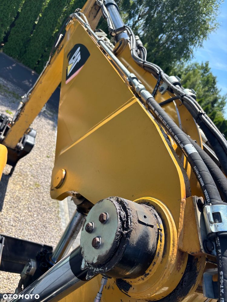 Caterpillar CAT M318F ROK 2019 PODPORY PLUG 1 WLASCICIEL - 10