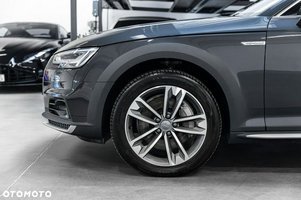 Audi A4 Allroad - 16