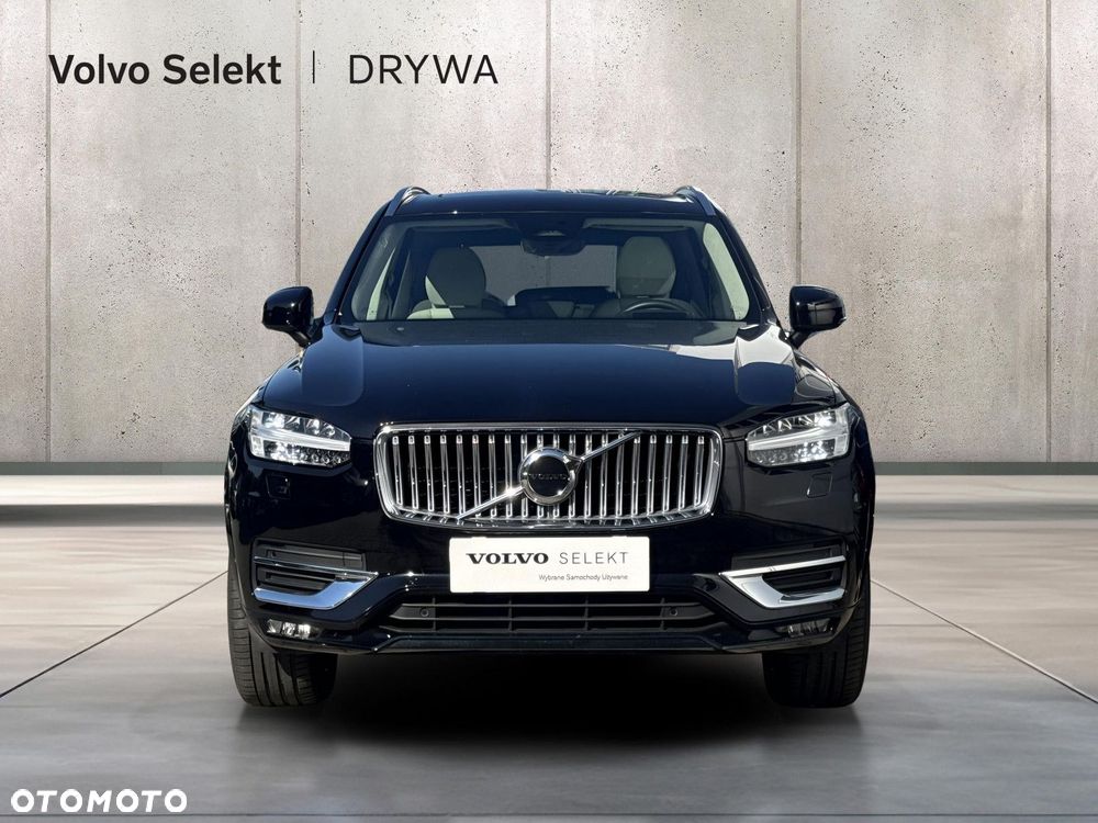 Volvo XC 90 - 9