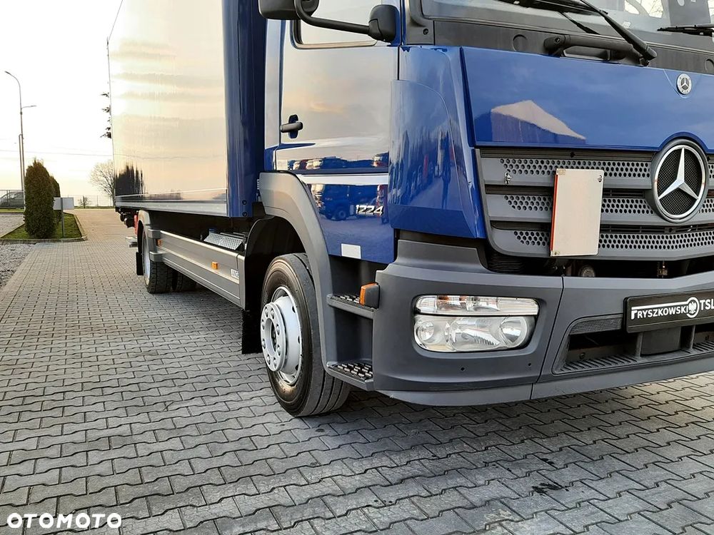 Mercedes-Benz ATEGO 1224 / WINDA  DHOLANDIA 1500 KG / KLIMA / PO SERWISACH / - 4