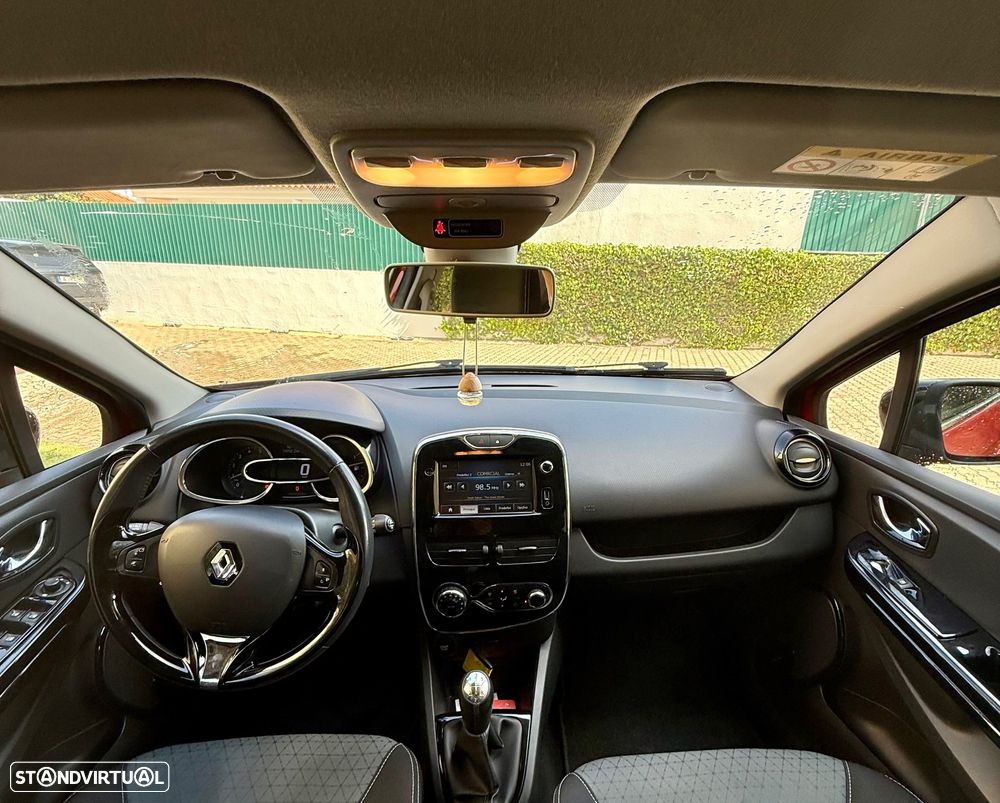 Renault Clio 1.5 dCi Dynamique S - 9