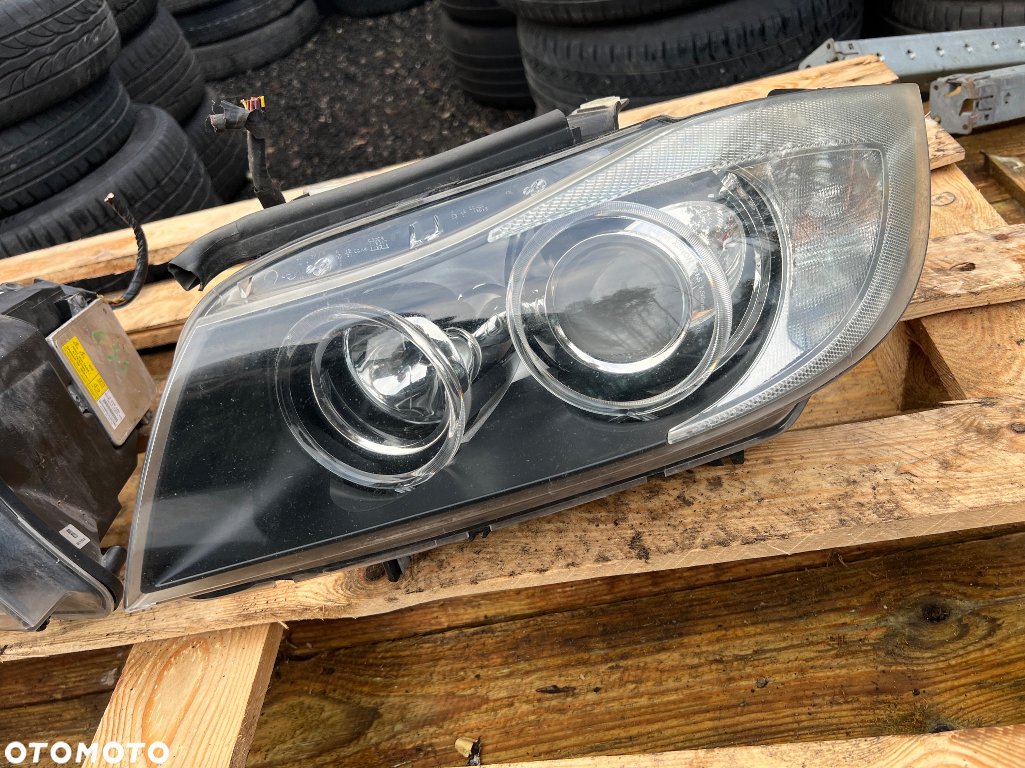 Lampy przód przednie e90 e91 xenon przedlift nie skrętne Piękne !KOMPLETNE - 4