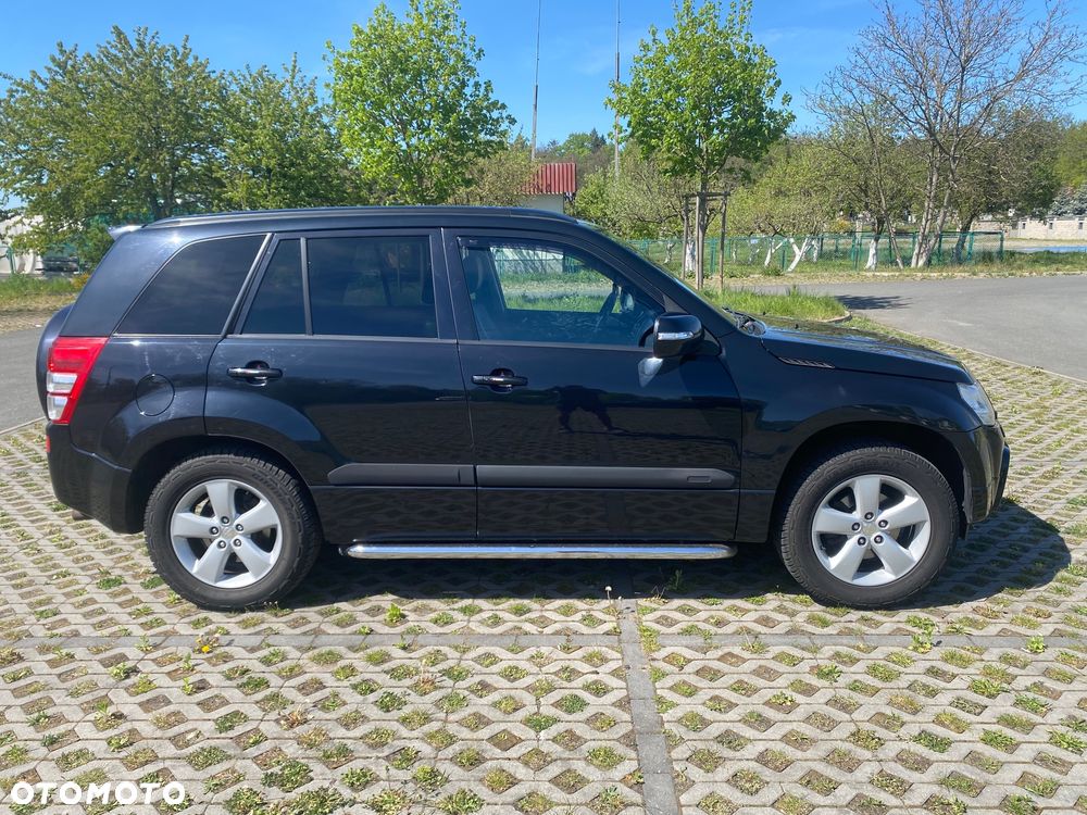 Suzuki Grand Vitara 2.4 Premium - 2