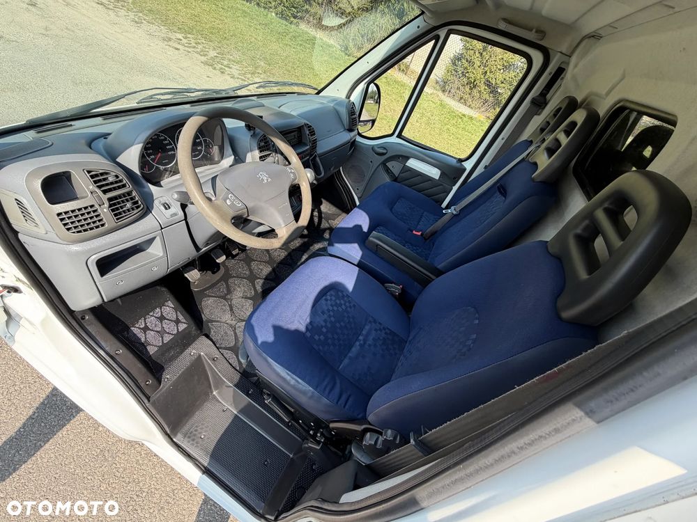 Peugeot Boxer * 2.2 / 100KM * L1H1 * Bagażnik dachowy * Hak * - 31