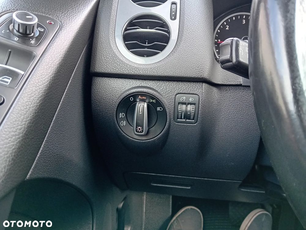 Volkswagen Tiguan 2.0 TDI 4Mot Sport DSG - 24