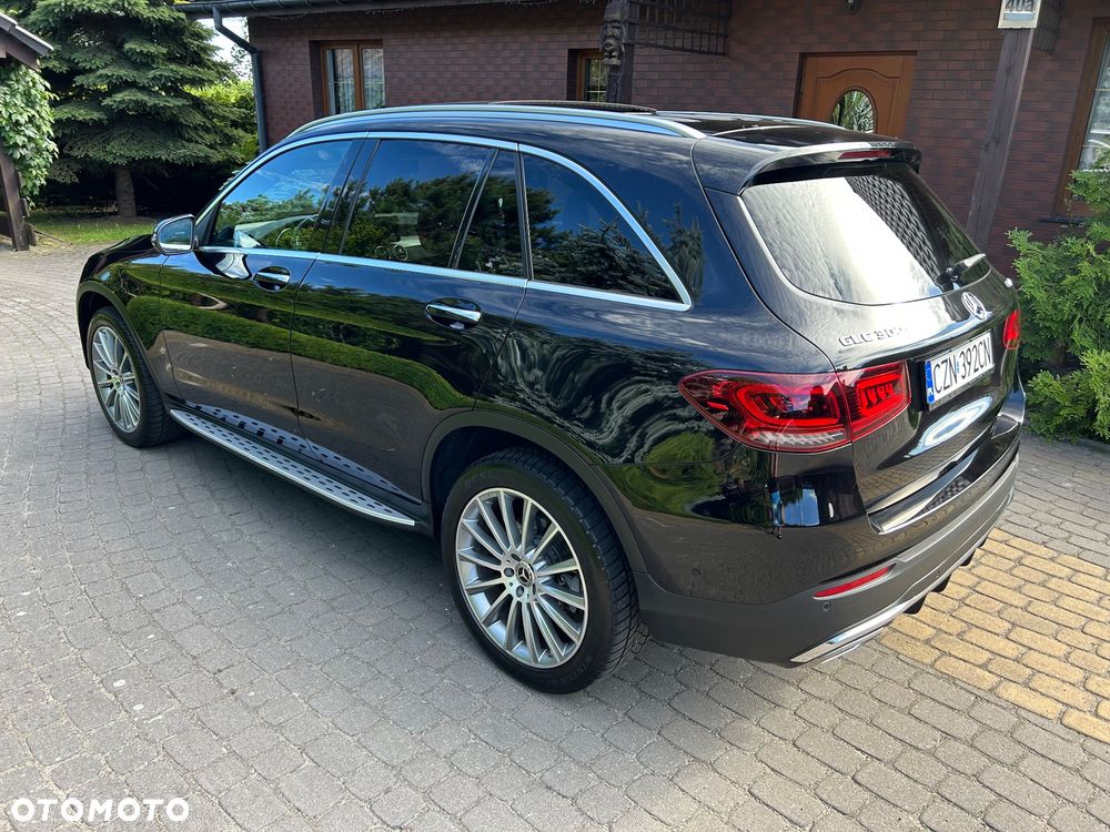 Mercedes-Benz GLC 300 de 4Matic 9G-TRONIC AMG Line Plus - 9