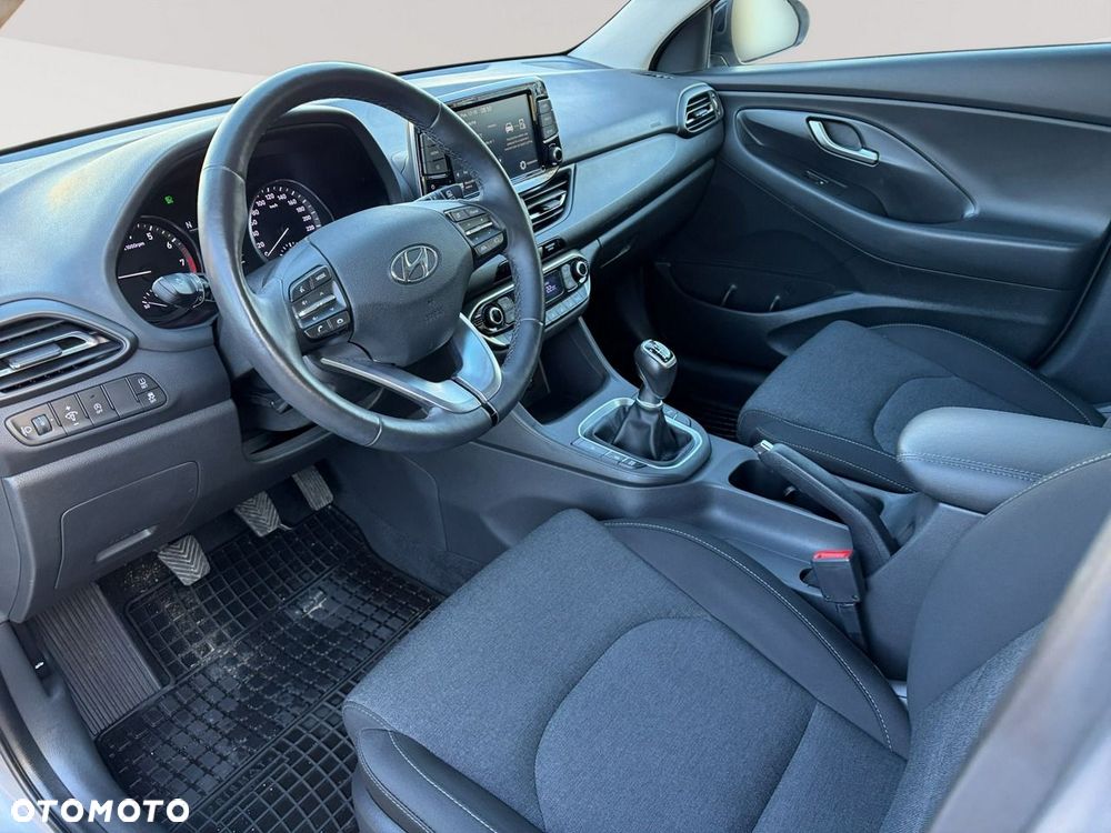 Hyundai i30 1.5 T-GDI 48V Smart - 8