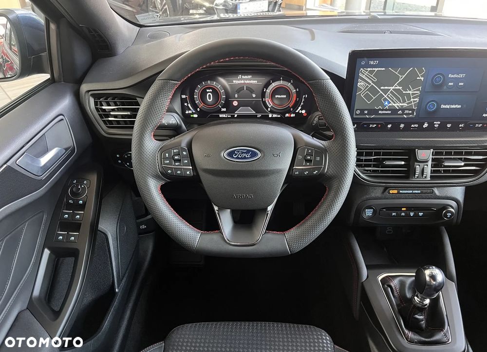 Ford Focus 1.0 EcoBoost Hybrid ST-LINE X - 16