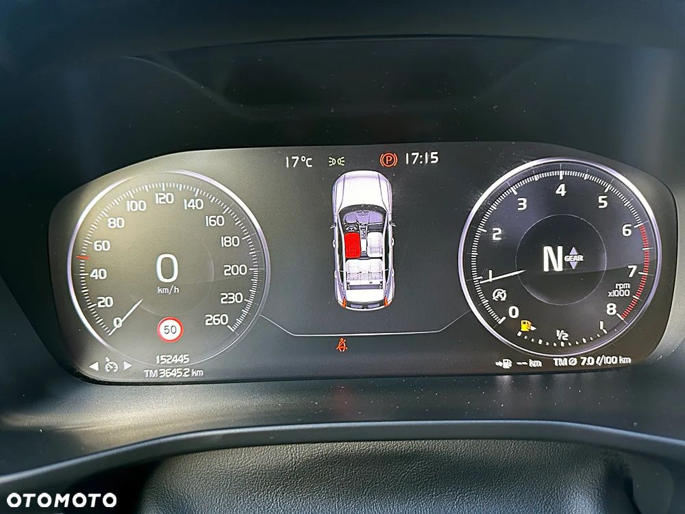 Volvo XC 40 T2 Momentum - 35