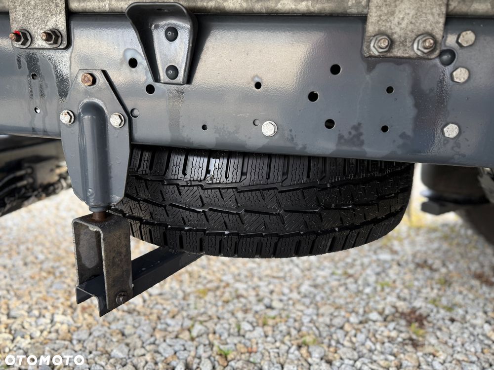 Iveco Daily 72-180/2023/Automat Hi-Matic/kontener 15 epalet/winda 1000kg/poduszki fabryczne/ - 14