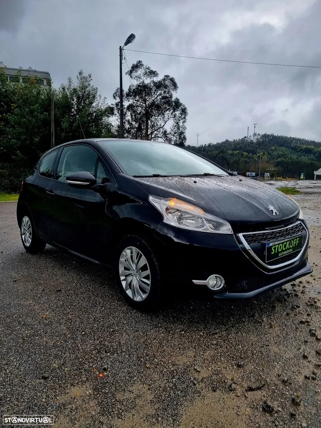 Peugeot 208 - 3