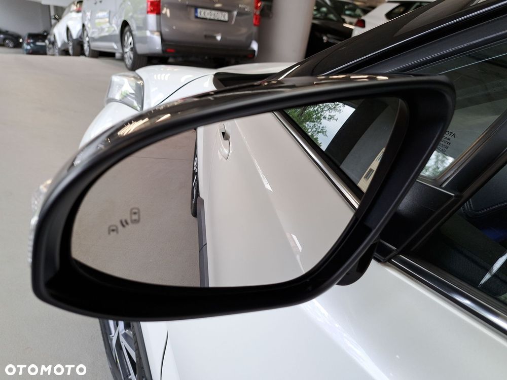 Toyota C-HR 1.8 Hybrid Dynamic - 37