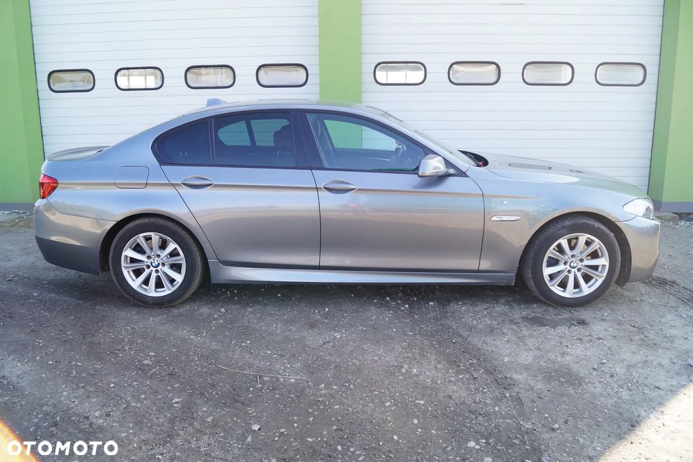 BMW Seria 5 520d - 12