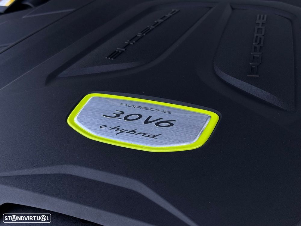 Porsche Cayenne E-Hybrid - 6