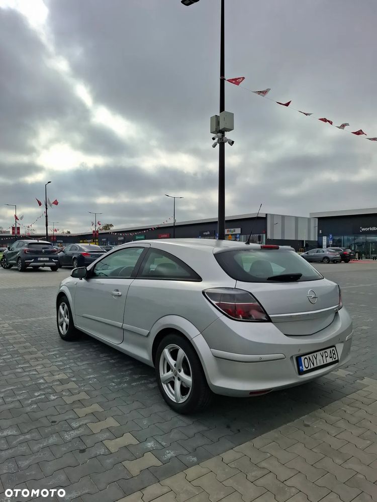 Opel Astra - 4