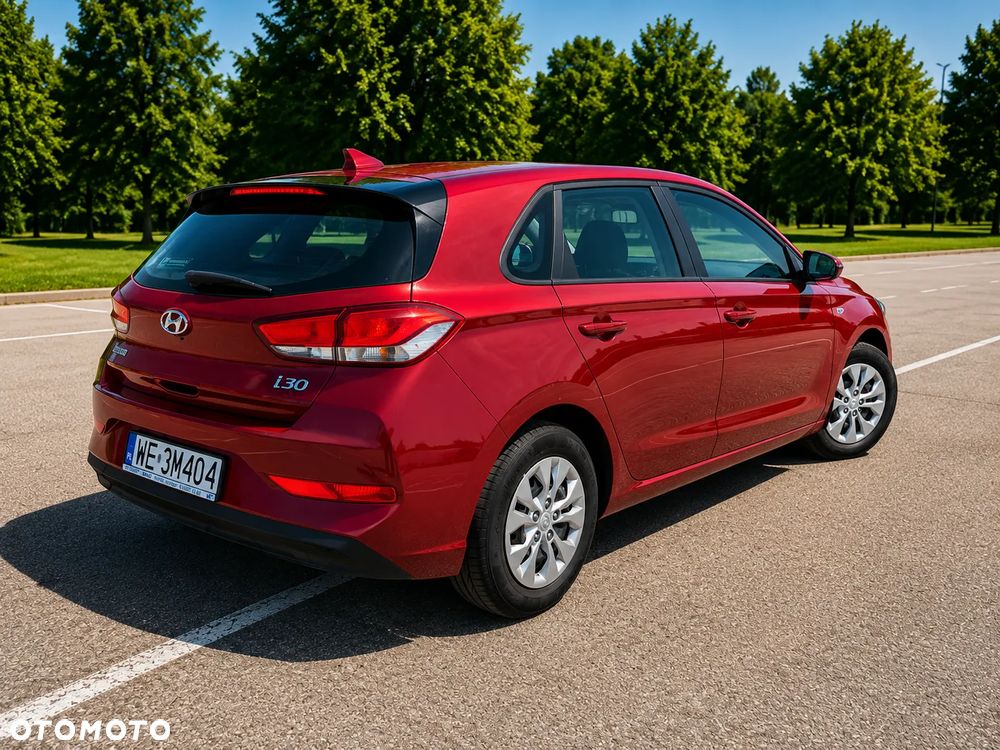 Hyundai i30 1.5 DPI Classic + - 4