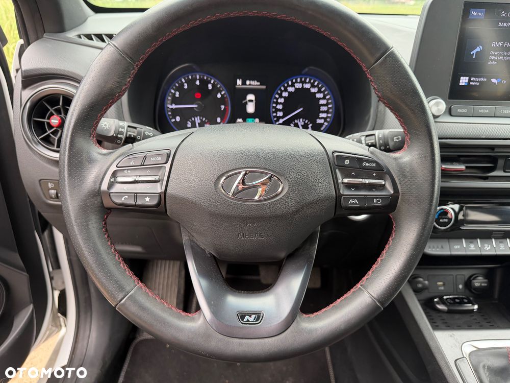Hyundai Kona - 11