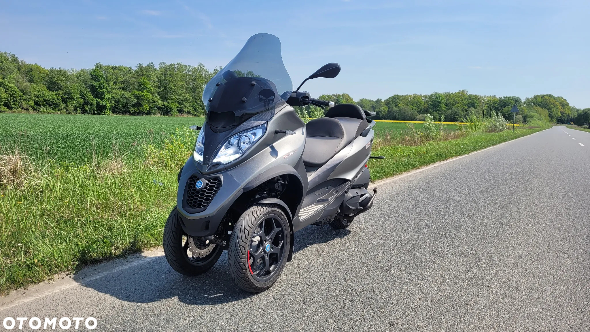 Piaggio MP-3 - 2