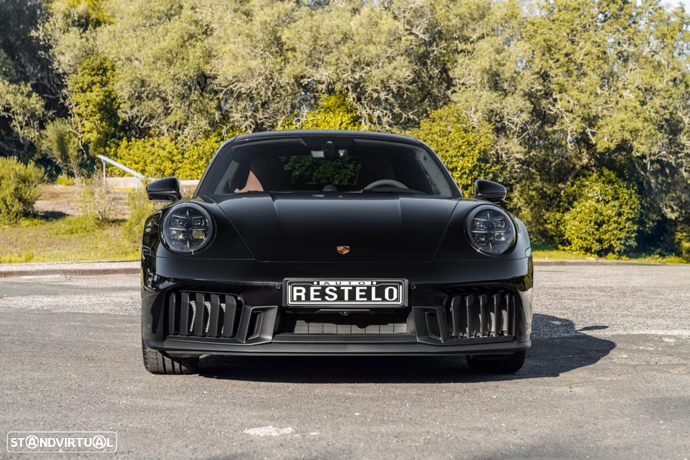 Porsche 911 (992) Carrera 4 GTS - 2