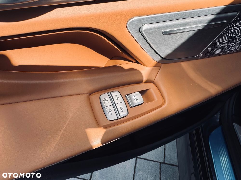 BMW Seria 7 750Li xDrive Edition Exclusive - 12