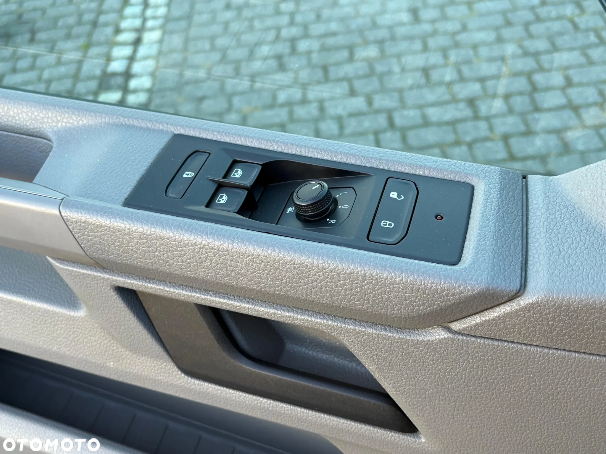 Volkswagen Transporter - 13