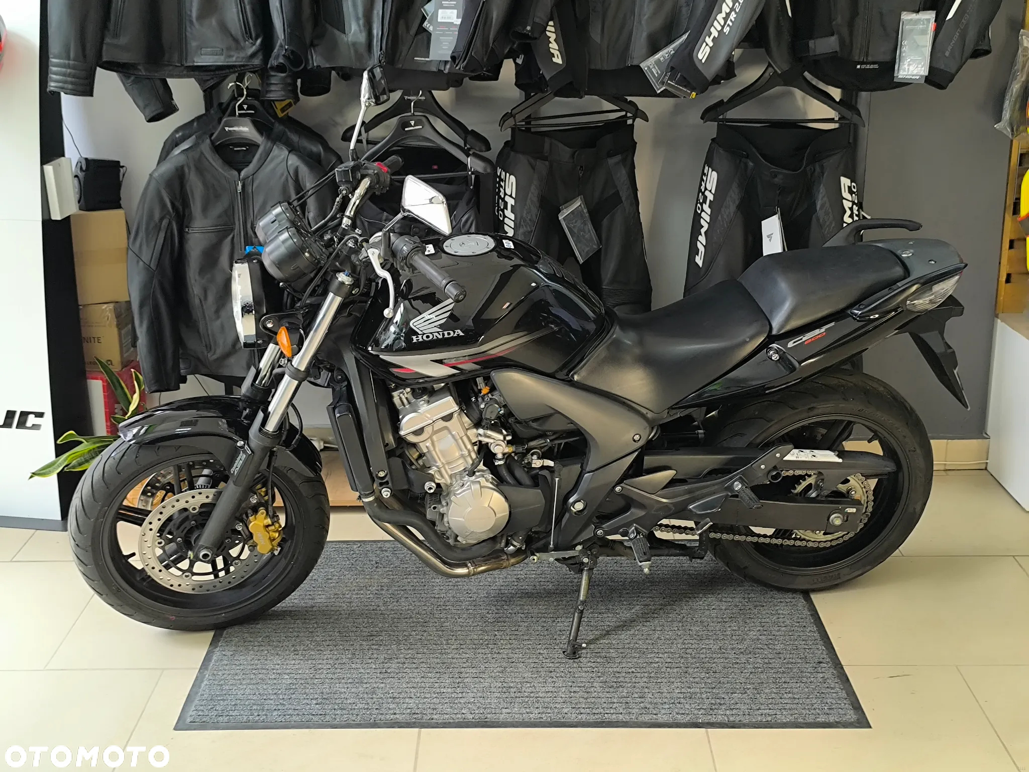 Honda CBF - 4