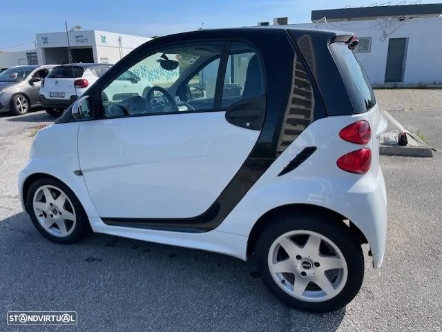 Smart ForTwo Coupé 1.0 mhd Pure 61 Softouch - 1