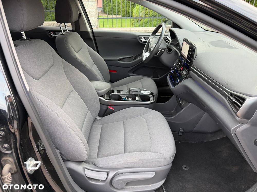 Hyundai IONIQ Premium - 4