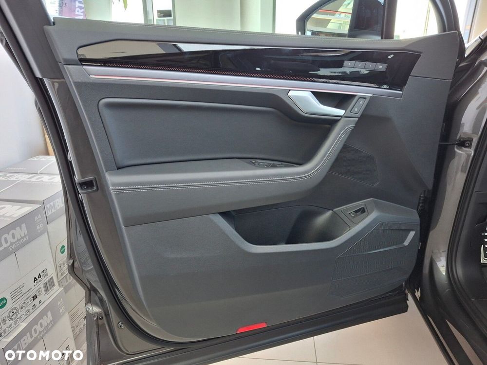 Volkswagen Touareg 3.0 V6 TDI 4Motion R-Line Final Edition - 10