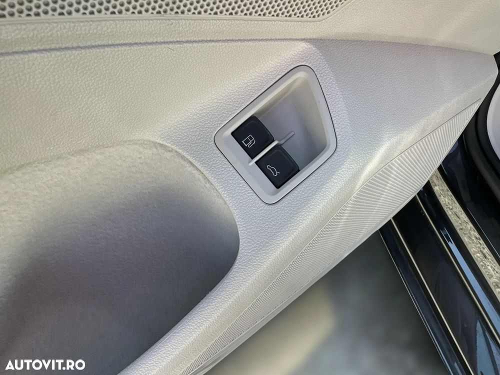 Volkswagen Passat - 24