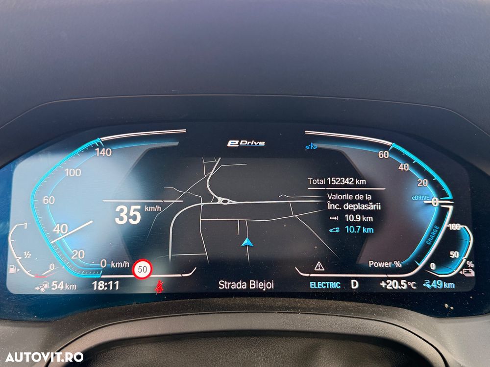 BMW Seria 3 330e Aut. Advantage - 9