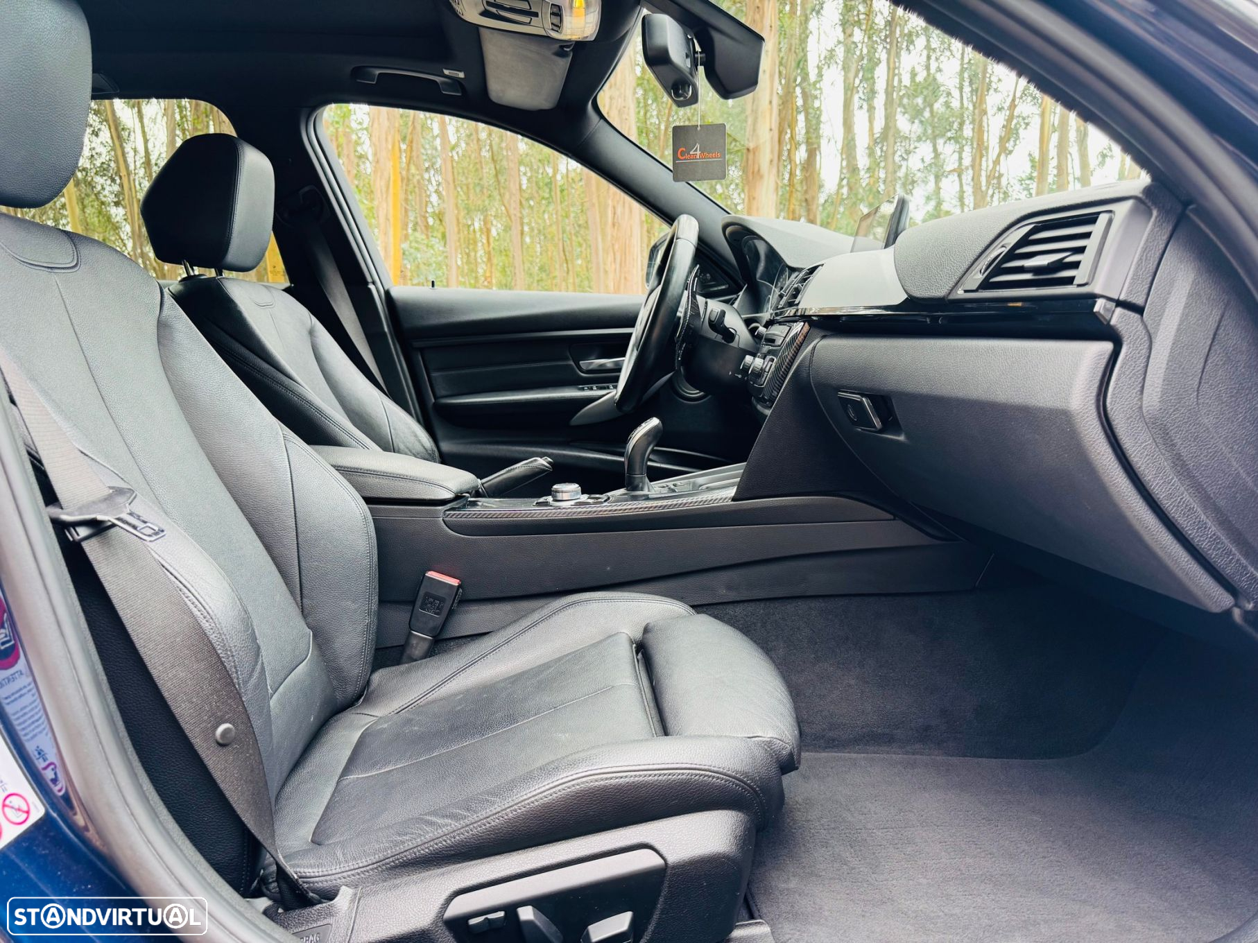 BMW 320 d Touring Auto Pack M - 42