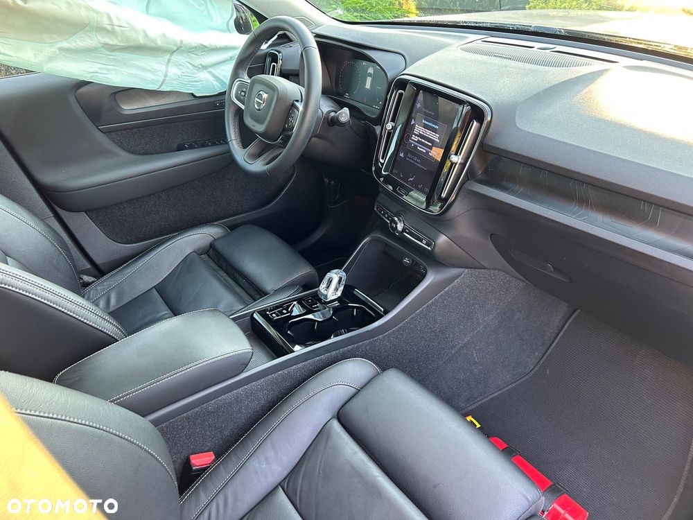 Volvo XC 40 T4 Recharge DKG Inscription Expression - 13