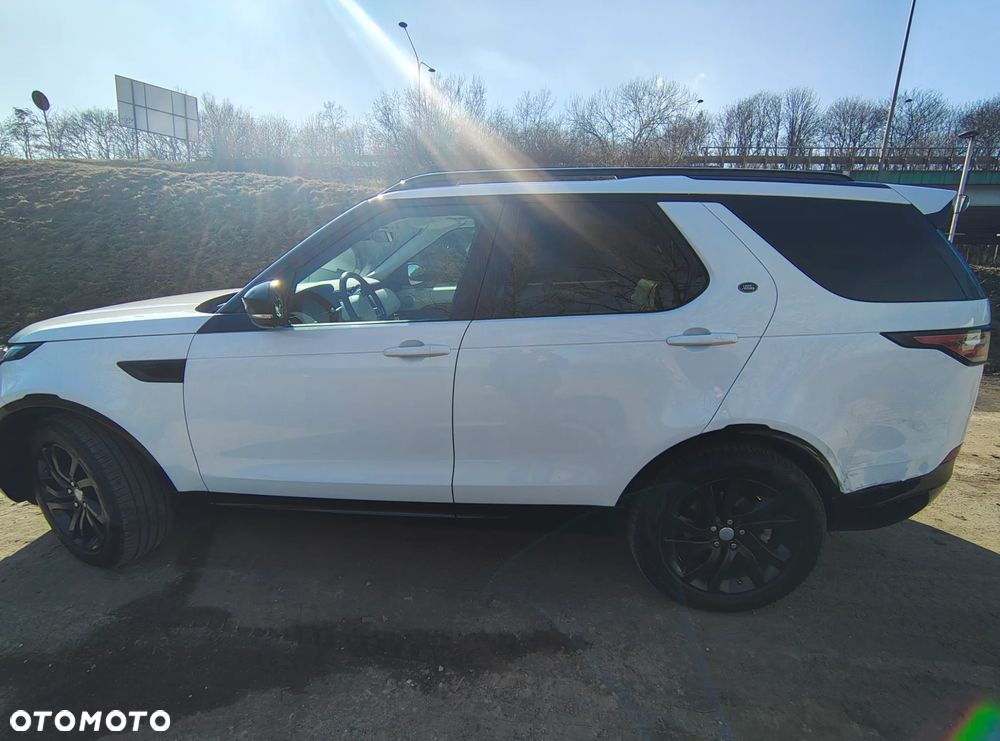 Land Rover Discovery V 2.0 Si4 HSE Luxury - 20