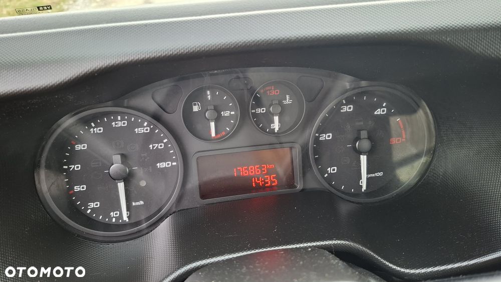 Iveco 35C14, 35C13, 35C15, 35C16 - 12