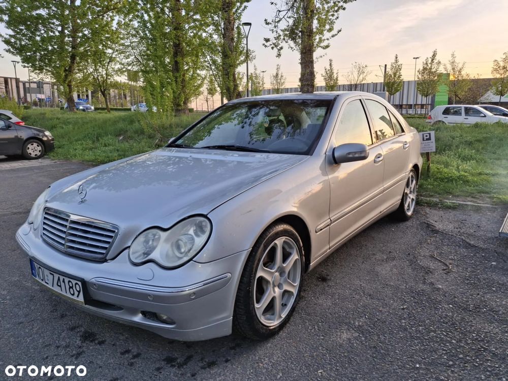 Mercedes-Benz Klasa C - 12