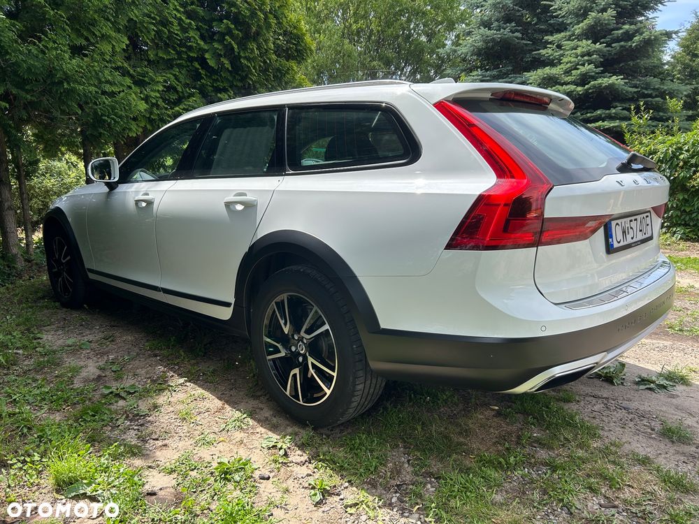 Volvo V90 Cross Country T5 AWD Ocean Race - 15