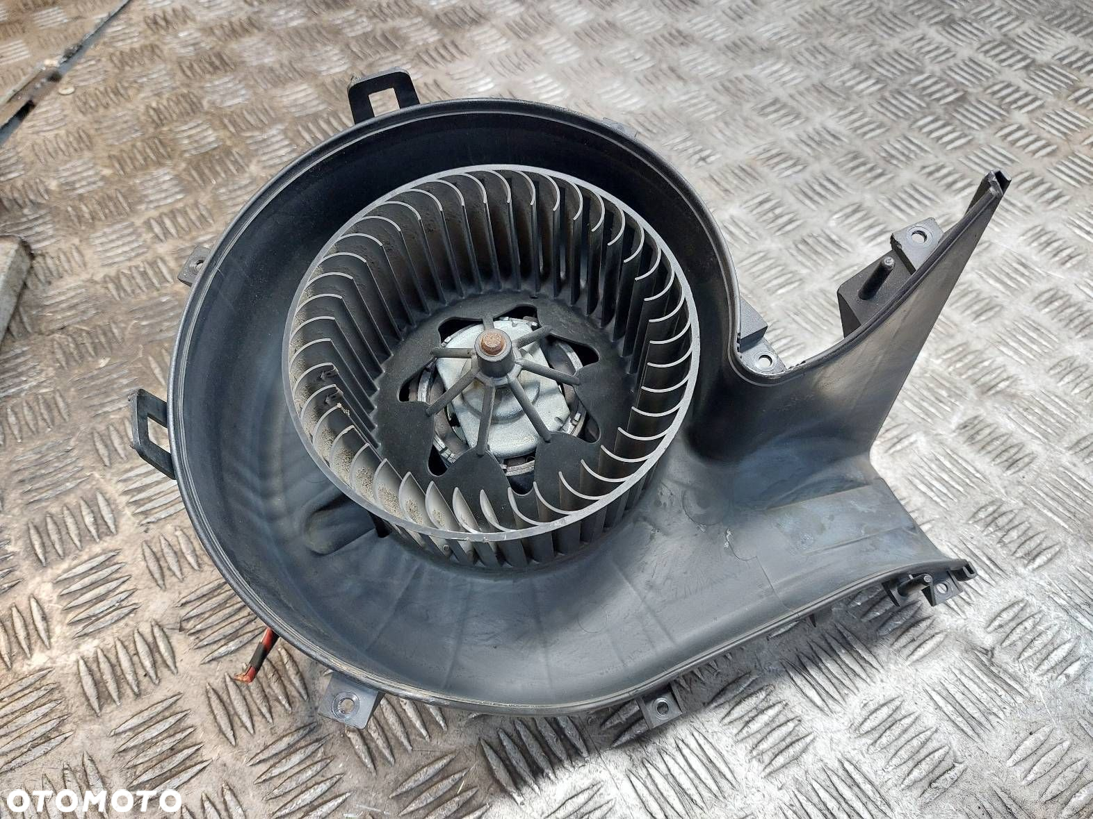 DMUCHAWA WENTYLATOR NAWIEWU + REZYSTOR OPEL VECTRA C 007013E 73421312 - 4