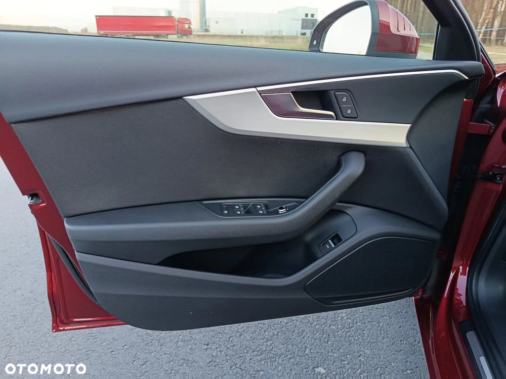 Audi A4 Avant 2.0 TFSI ultra S tronic sport - 9