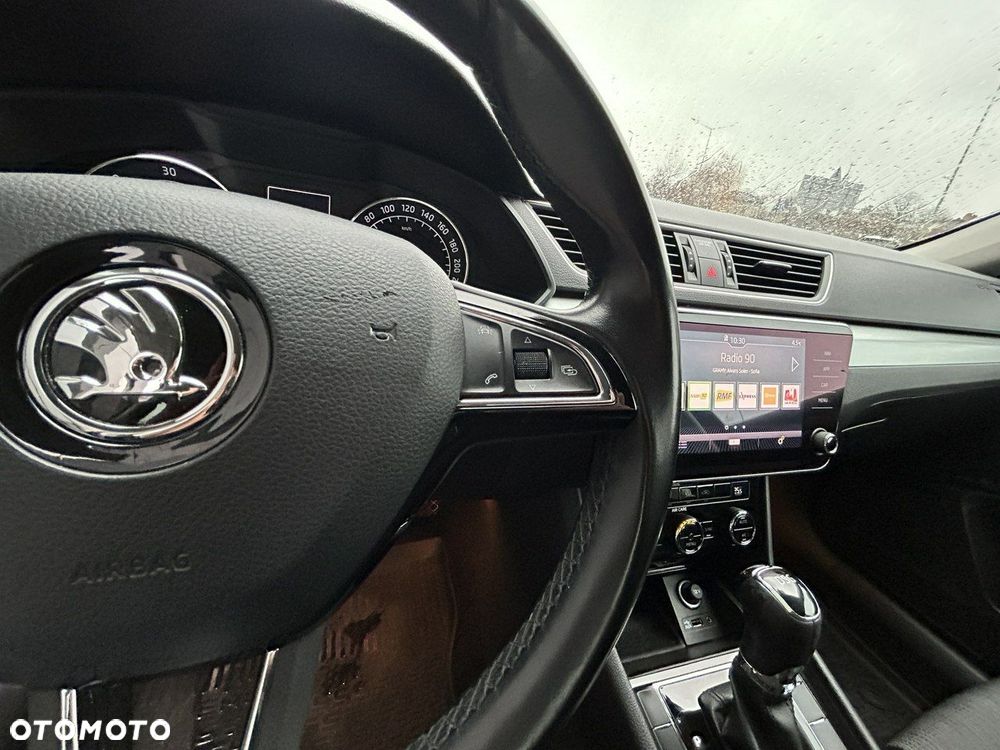 Skoda Superb 2.0 TDI Ambition DSG7 - 16