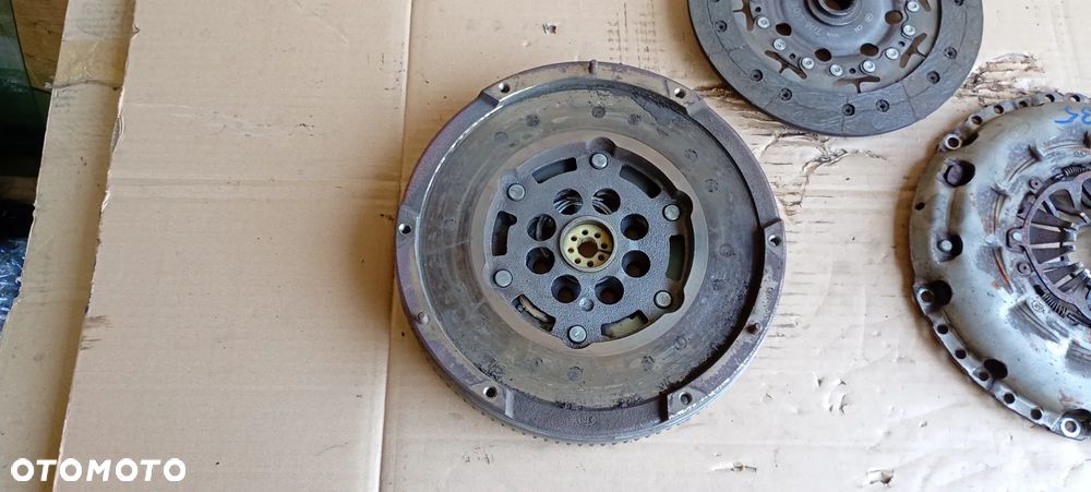 Sprzęgło tarcza docisk koło dwumas Hyundai ix35 2.0 CRDI - 2